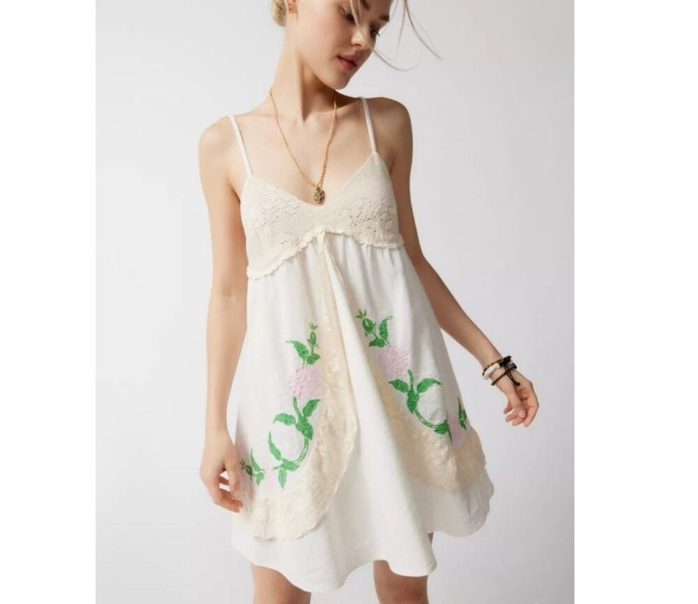 Urban outfitters Rylee crotchet white mini dress embroidered boho coquette
